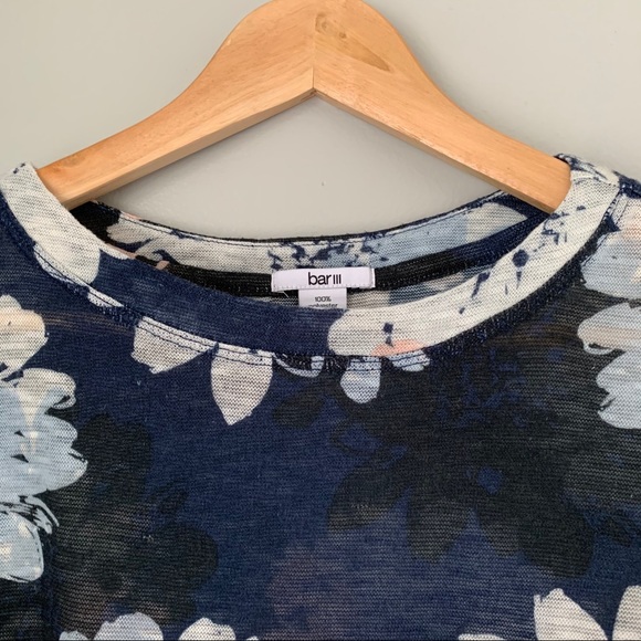 ASO Lydia Martin Bar III Cropped Long Floral Top - Picture 10 of 14